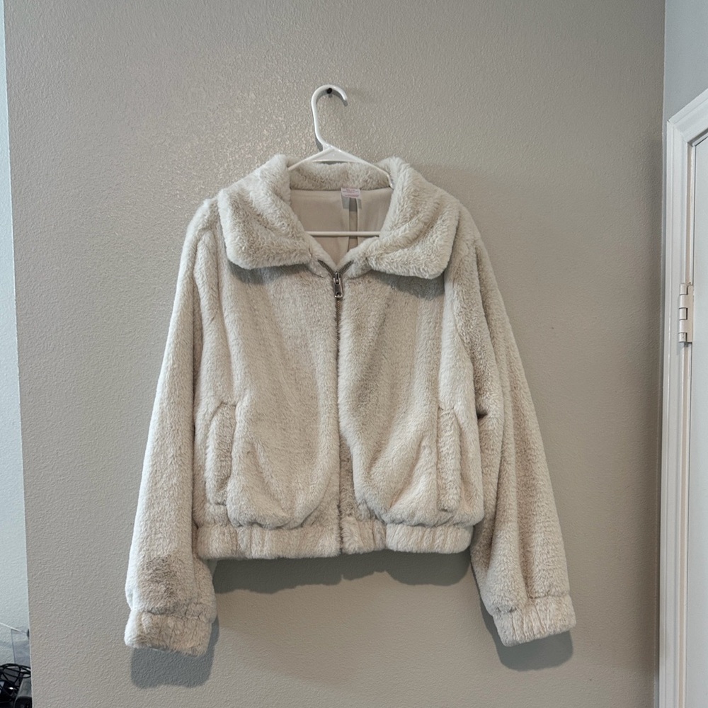 🤍 No Boundaries Faux Fur Bomber Jacket – Size XXL (19) - Picture 6 of 7